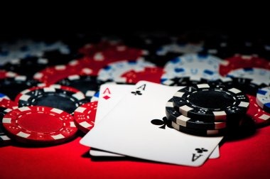Live Andar Bahar table on mcpbet showing dealer with key card and two dealing sides
