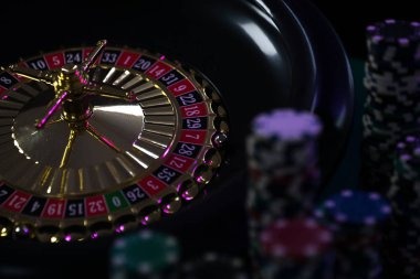 mcpbet blackjack bet slip on mobile showing card values and decision buttons